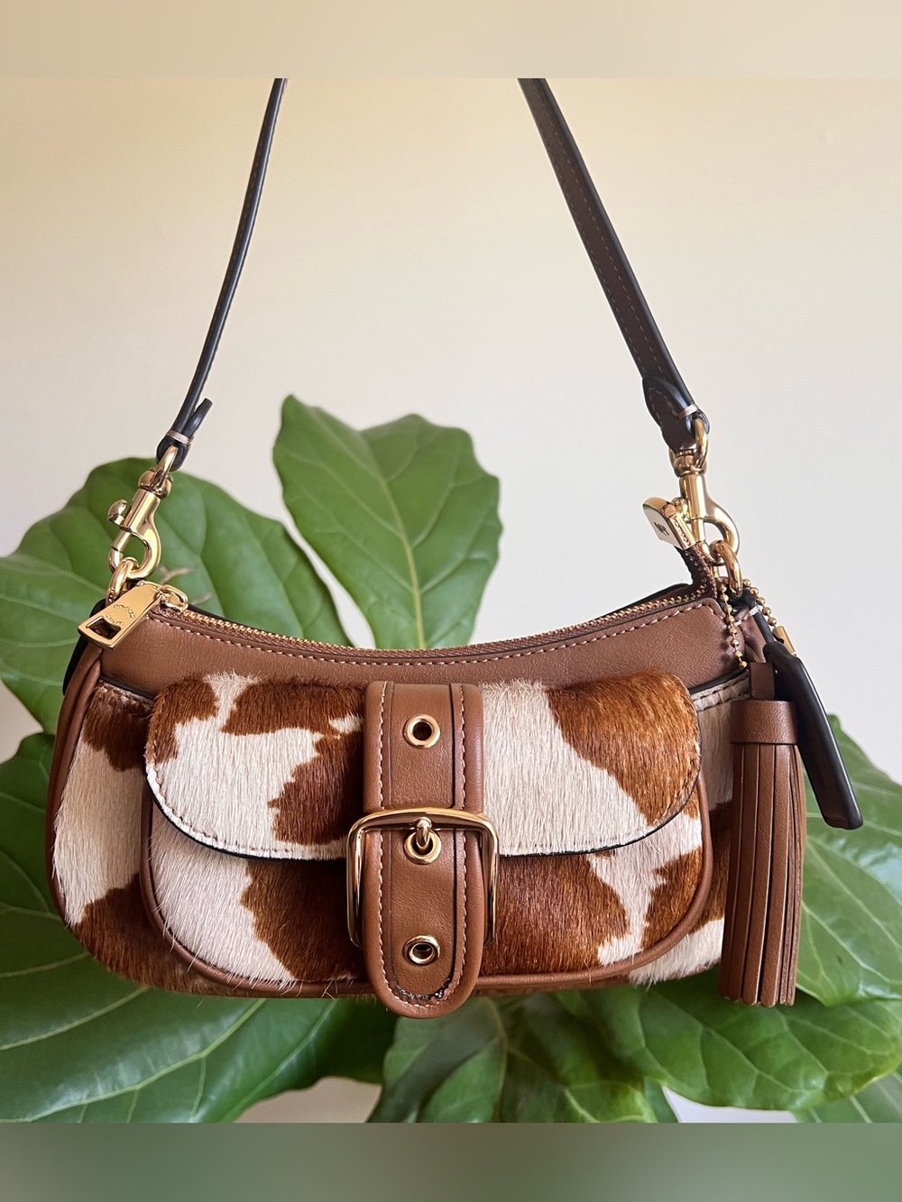 NWT Coach! Ashton Mini Shoulder Bag
In Haircalf With Cow Print - Picture 8 of 10